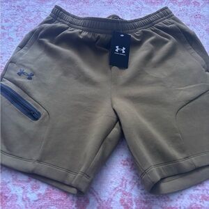 Under Armour/ NIKE tech Men's green Shorts